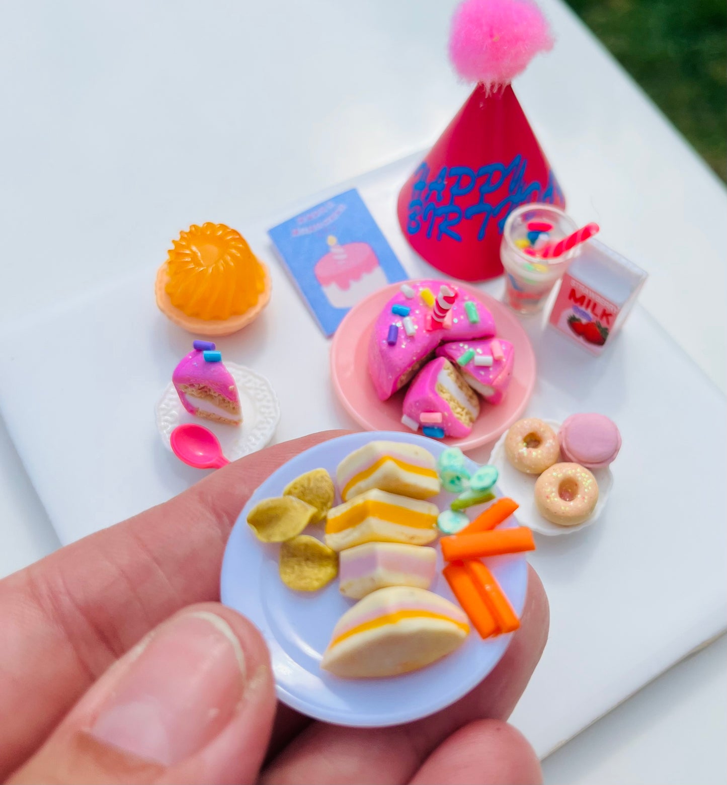 Mindful Miniatures - Celebration collection - birthday (scale 1:12 dolls house miniature food)