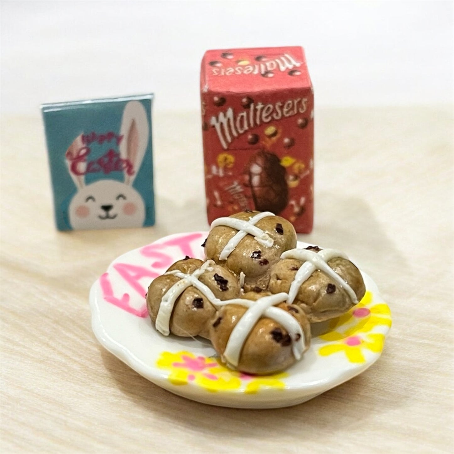 Miniature Easter sets- hot cross buns and Easter eggs - dolls house,play food.
