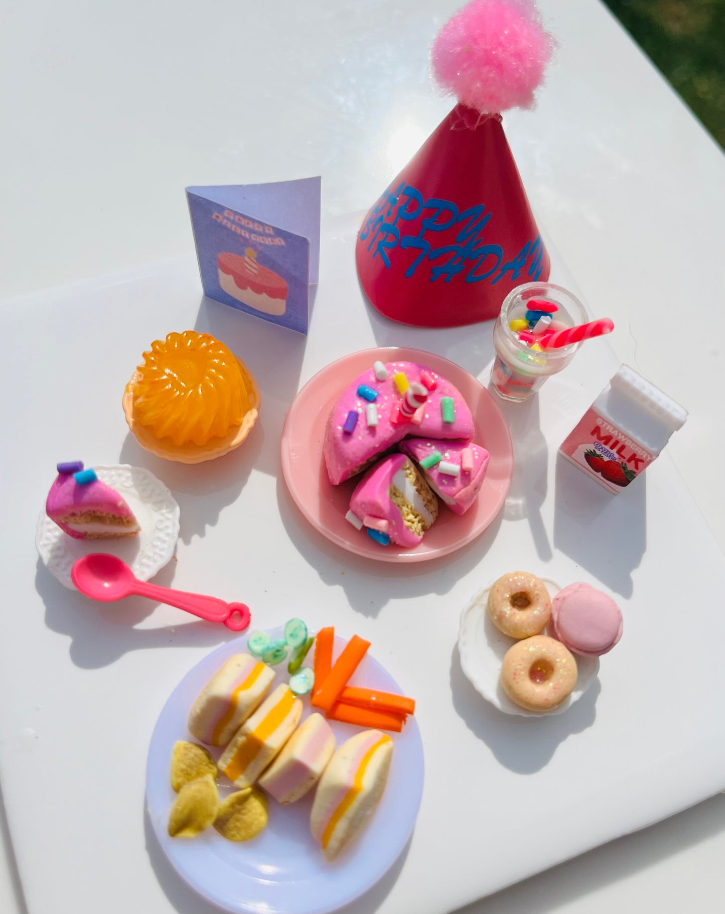Mindful Miniatures - Celebration collection - birthday (scale 1:12 dolls house miniature food)